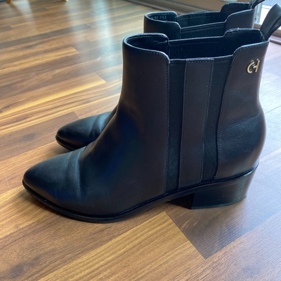 Cole Haan Grand Valor leather Chelsea Boot, black. Size 8.5. - Picture 3 of 8